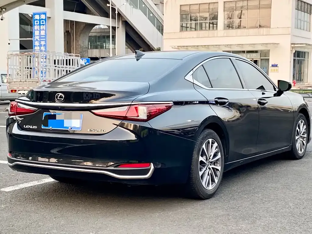 Lexus ES 2023 из CN, фото 9