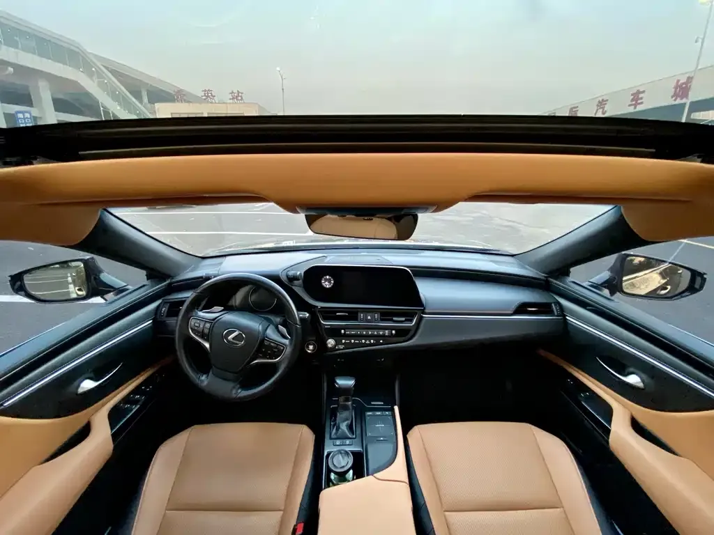 Lexus ES 2023 из CN, фото 5