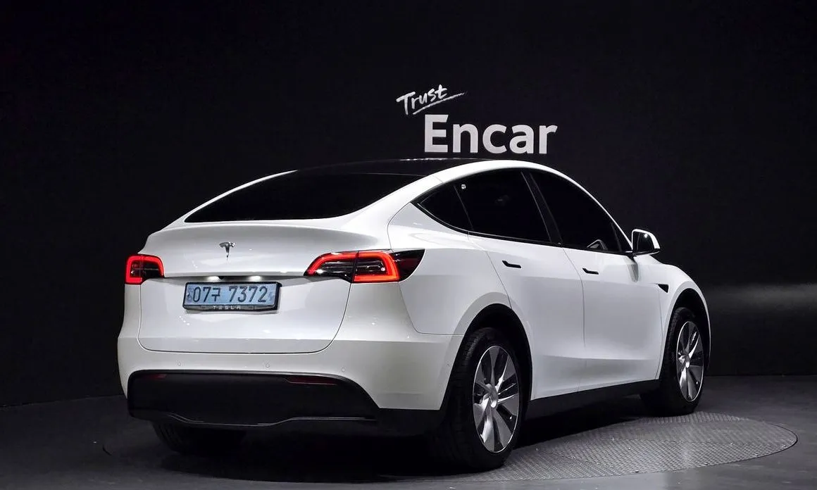 Tesla Model Y 2021 из KR, фото 3