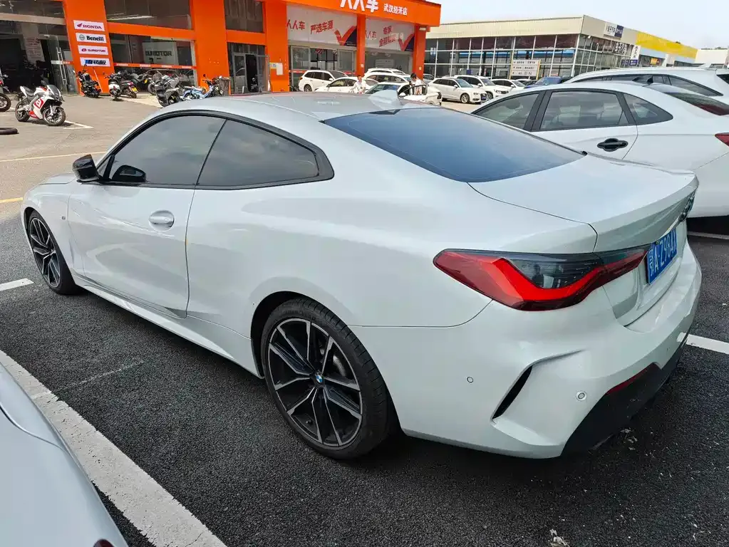 BMW 4 Series 2023 из CN, фото 2