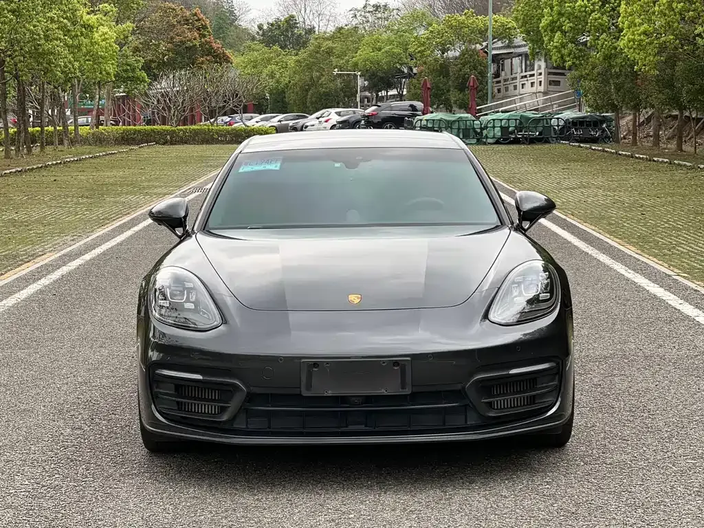 Porsche Panamera — фото 10
