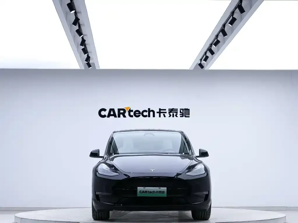 Tesla Model Y 2024 из CN, фото 9