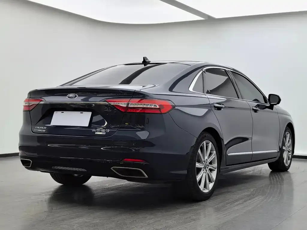 Ford Taurus 2021 из CN, фото 5