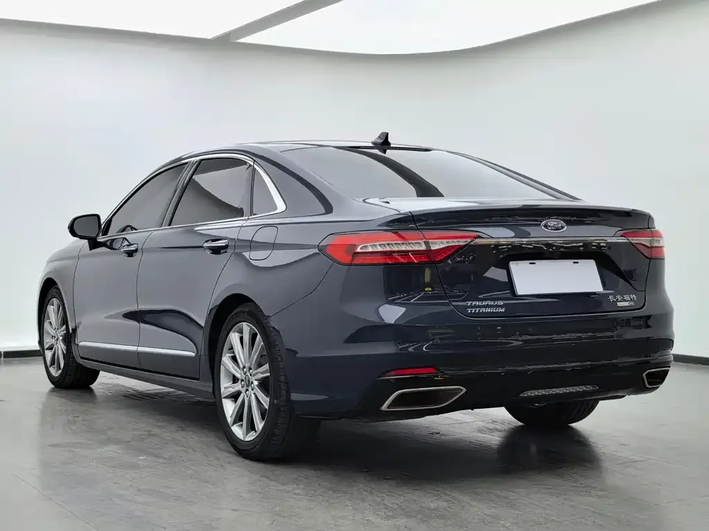 Ford Taurus 2021 из CN, фото 4