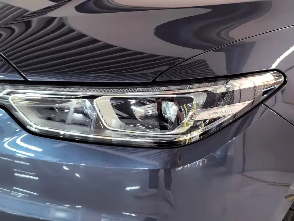 Ford Taurus 2021 из CN, фото 9