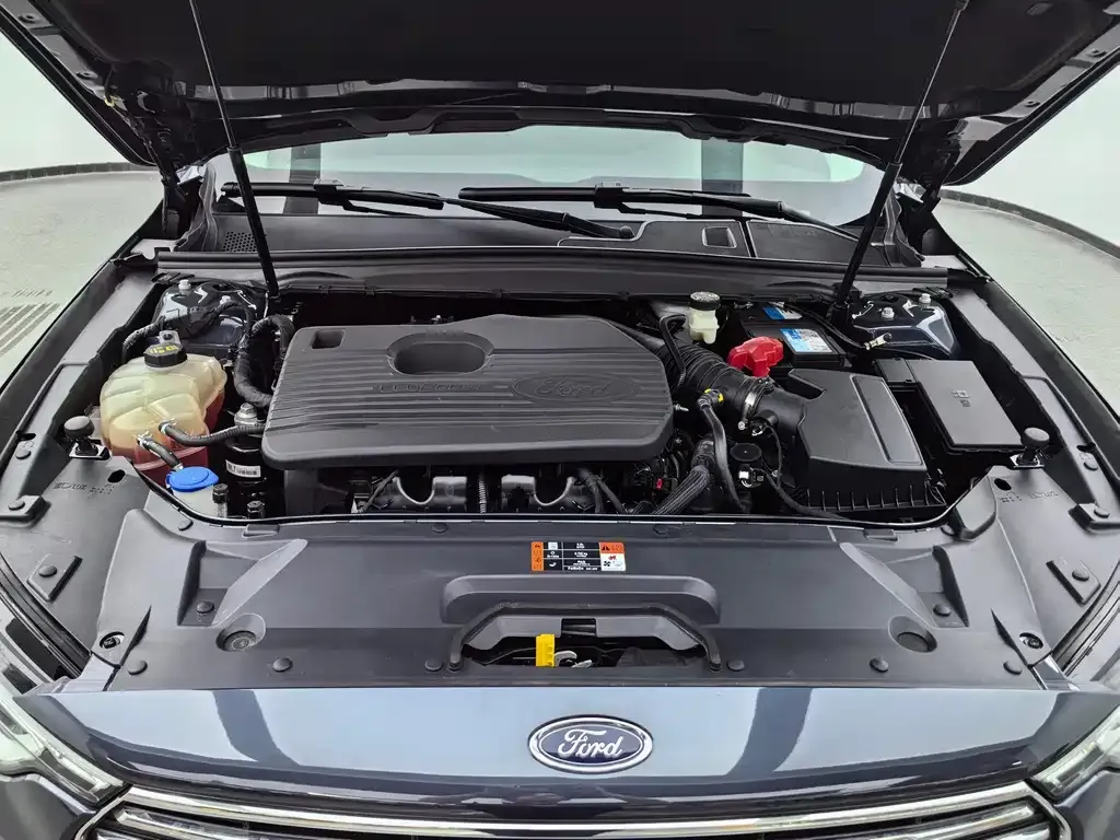 Ford Taurus 2021 из CN, фото 10