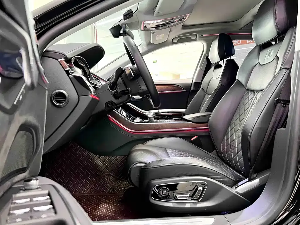 Audi A8 2022 из CN, фото 6