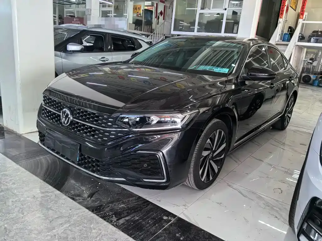 Volkswagen Passat 2022 из CN, фото 1