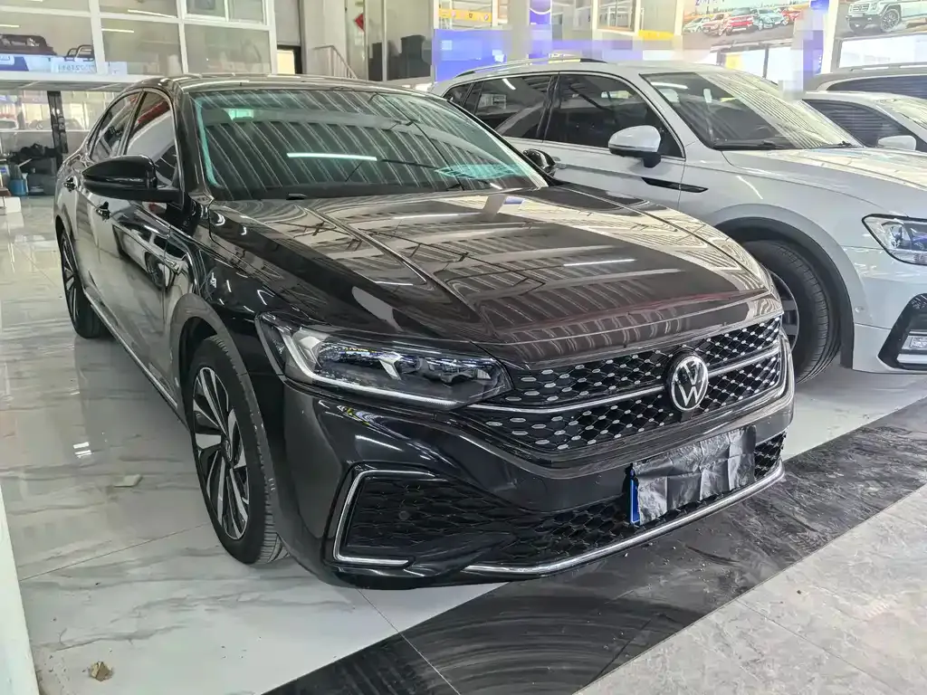Volkswagen Passat 2022 из CN, фото 2