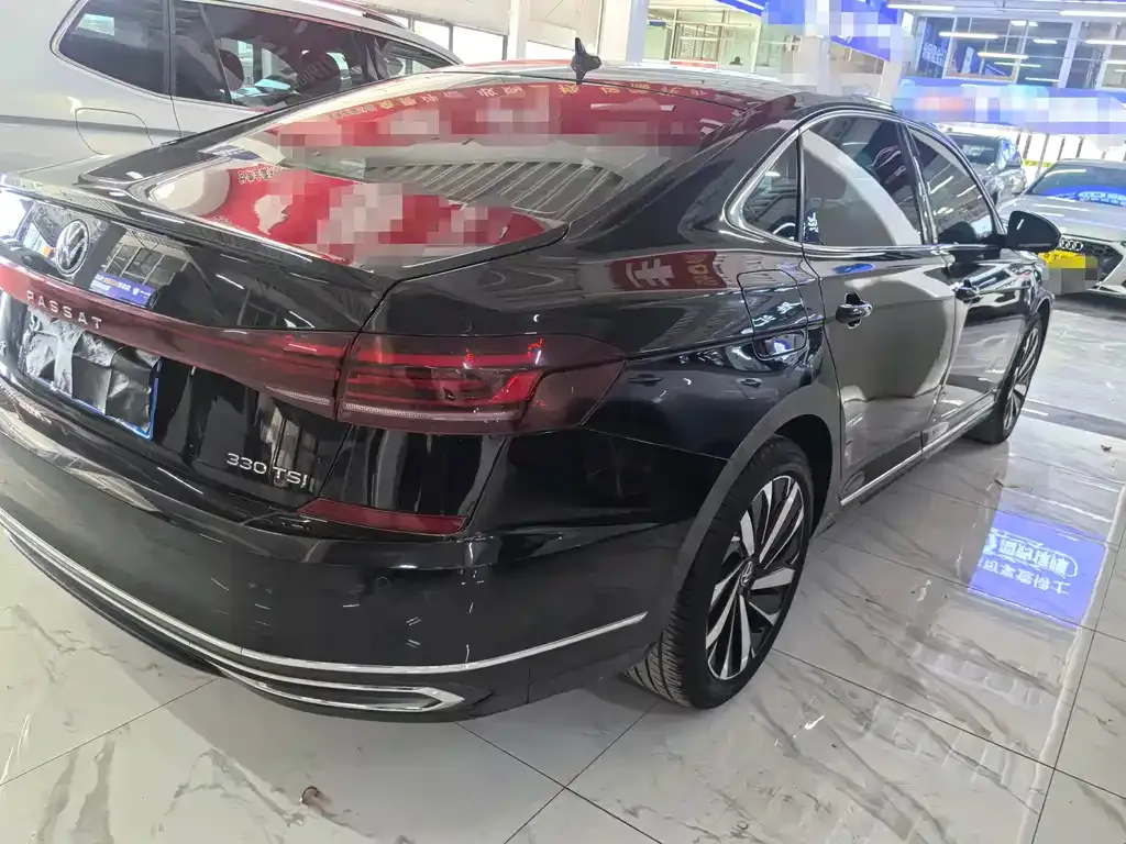 Volkswagen Passat 2022 из CN, фото 10
