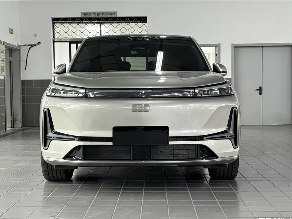 Geely Galaxy M9 2025 из CN, фото 2