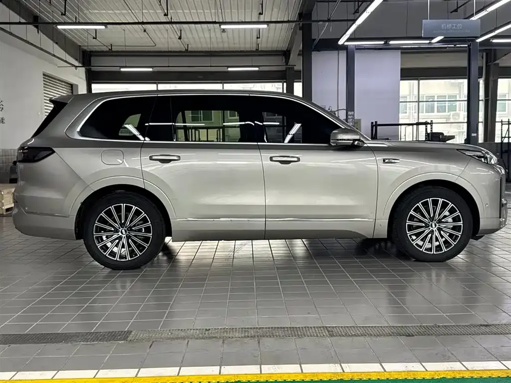 Geely Galaxy M9 2025 из CN, фото 8