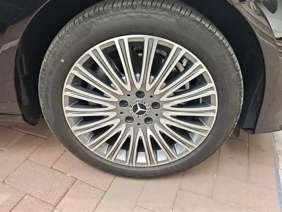 Mercedes-Benz E-Class 2023 из CN, фото 5