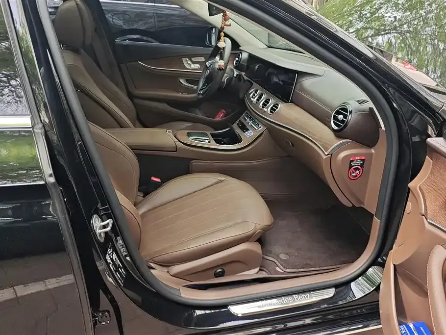 Mercedes-Benz E-Class 2023 из CN, фото 7