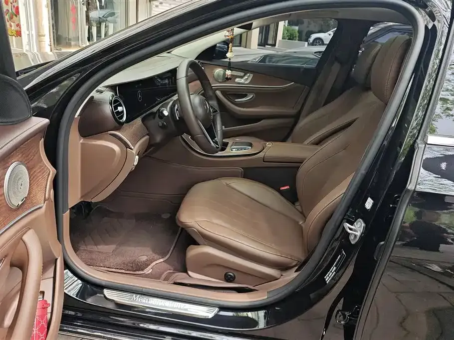 Mercedes-Benz E-Class 2023 из CN, фото 3