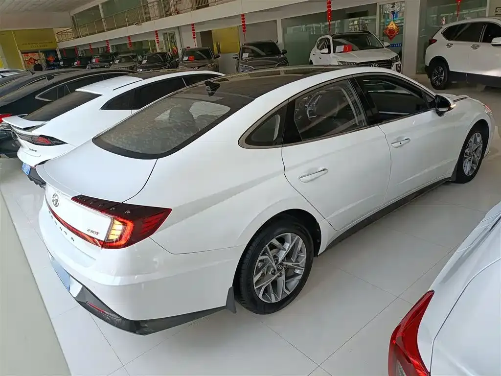 Hyundai Sonata 2021 из CN, фото 4
