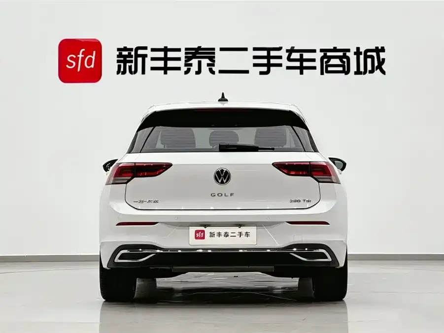 Volkswagen Golf 2022 из CN, фото 7