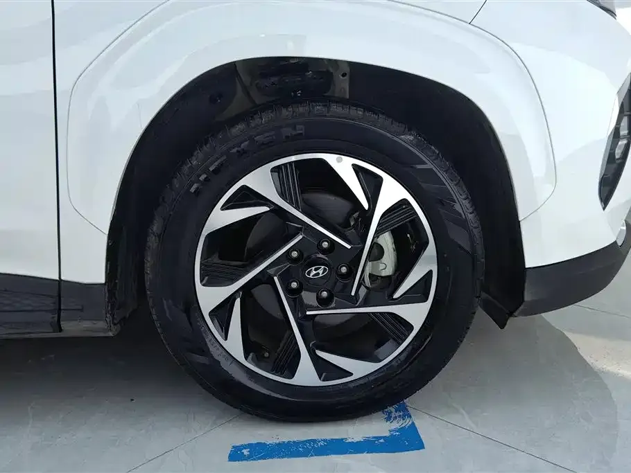 Hyundai Custo 2023 из CN, фото 10