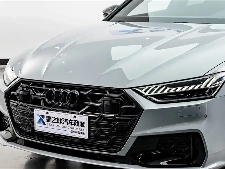 Audi A7L — фото 7