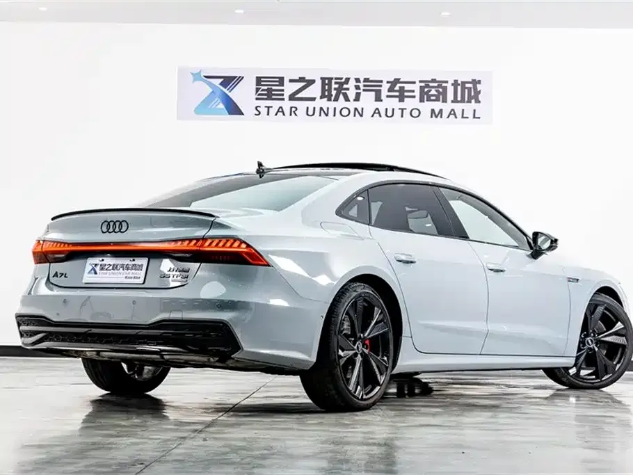 Audi A7L — фото 2