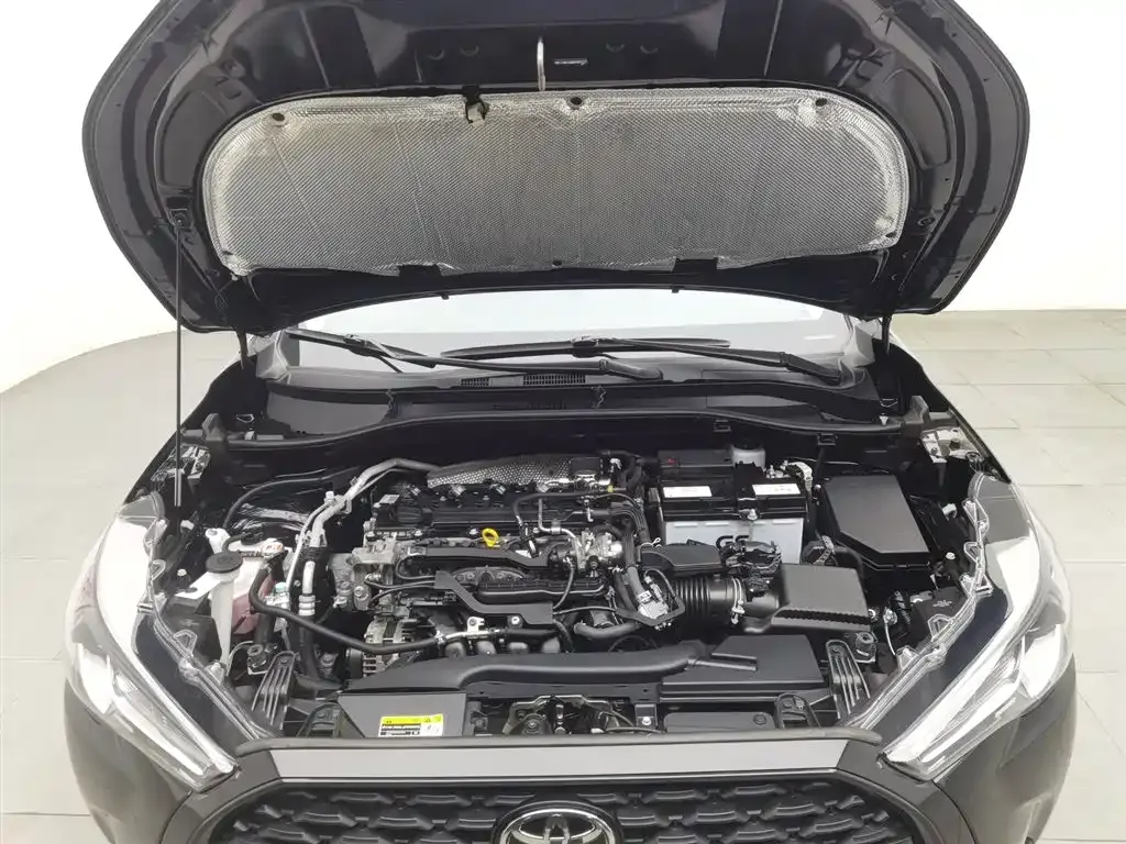 Toyota Corolla Cross 2023 из CN, фото 9