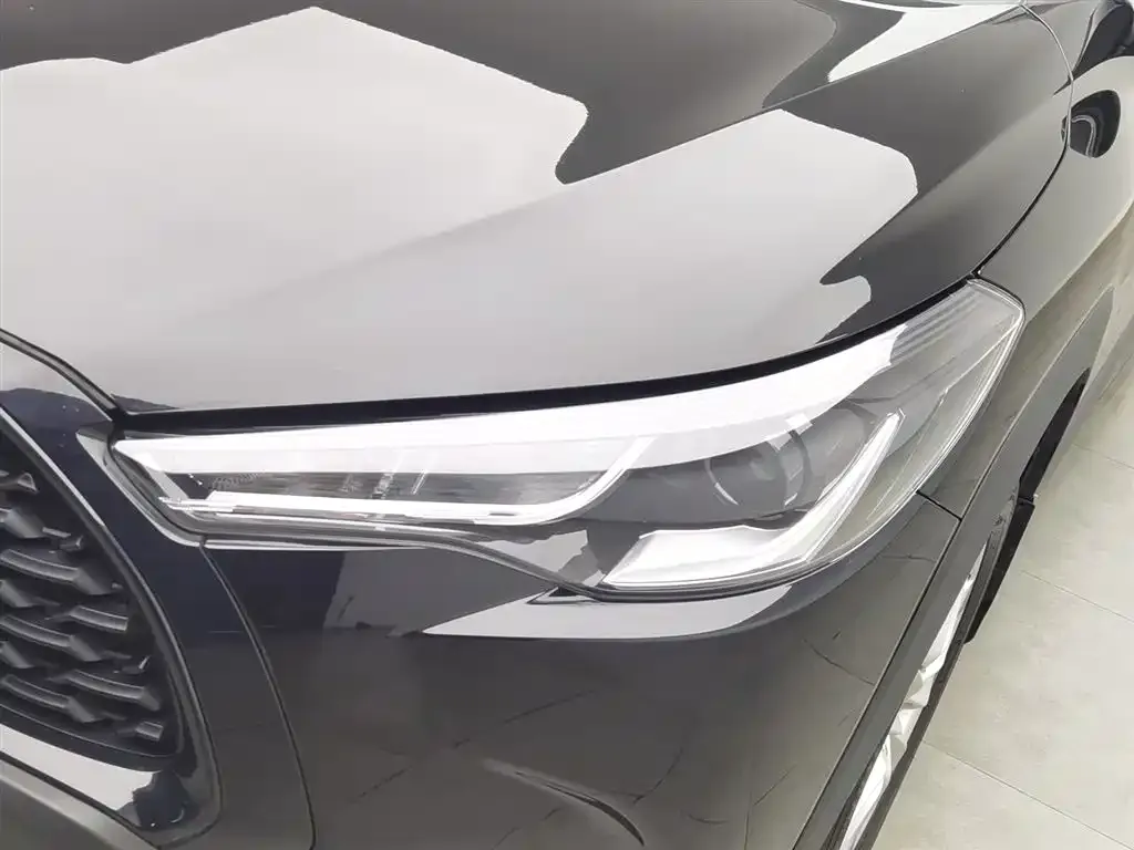 Toyota Corolla Cross 2023 из CN, фото 3