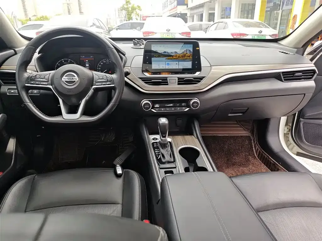 Nissan Teana — фото 10