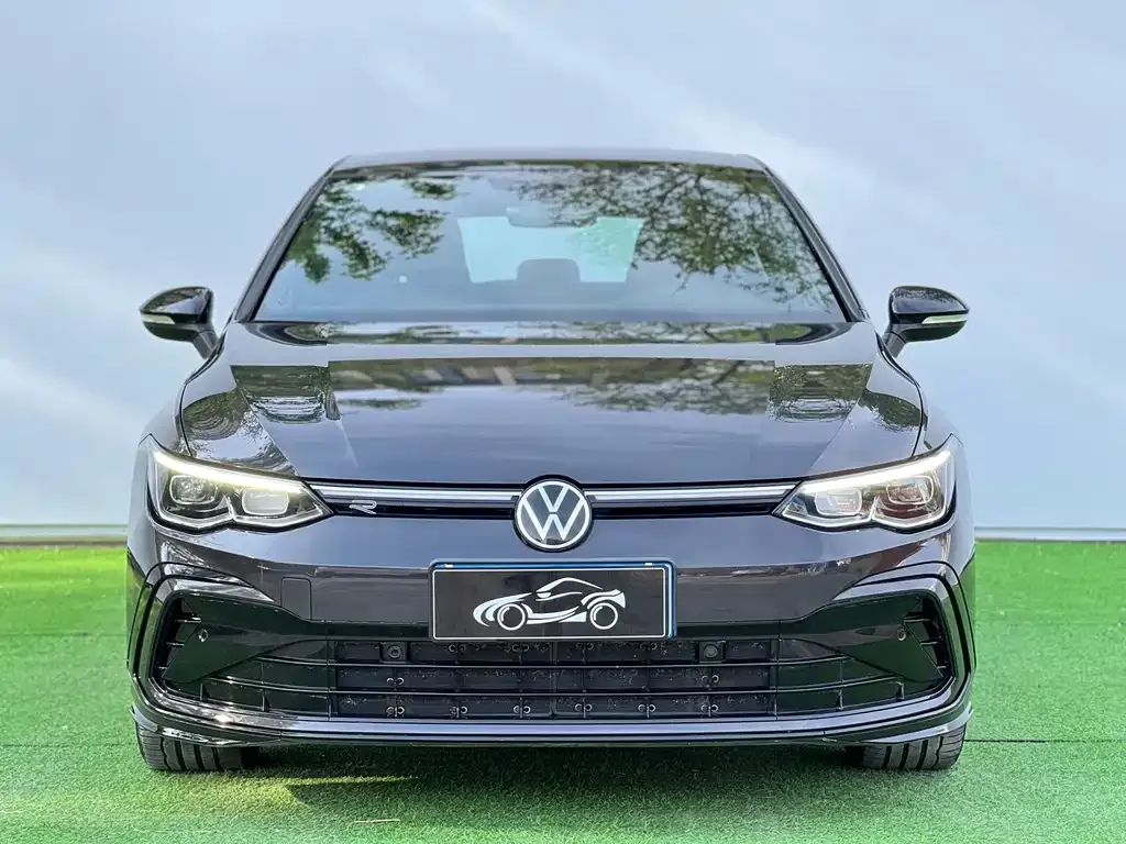 Volkswagen Golf 2023 из CN, фото 9