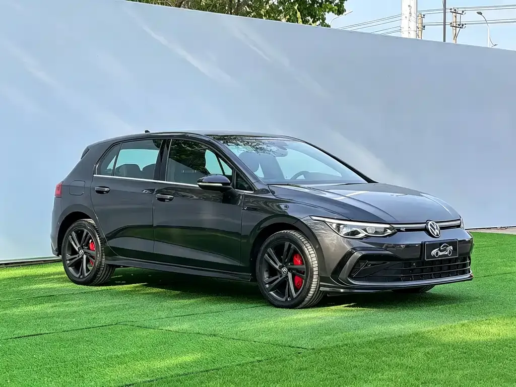 Volkswagen Golf 2023 из CN, фото 6