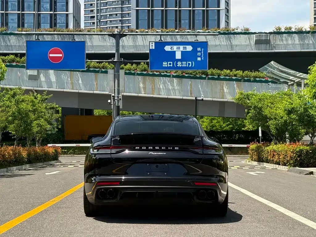 Porsche Panamera — фото 3