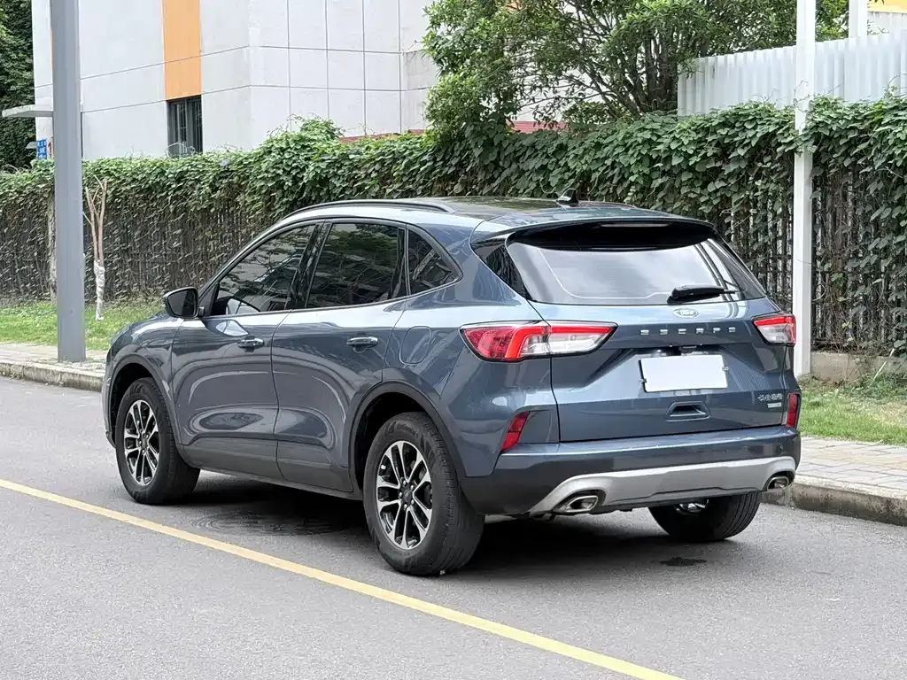 Ford Escape 2022 из CN, фото 8
