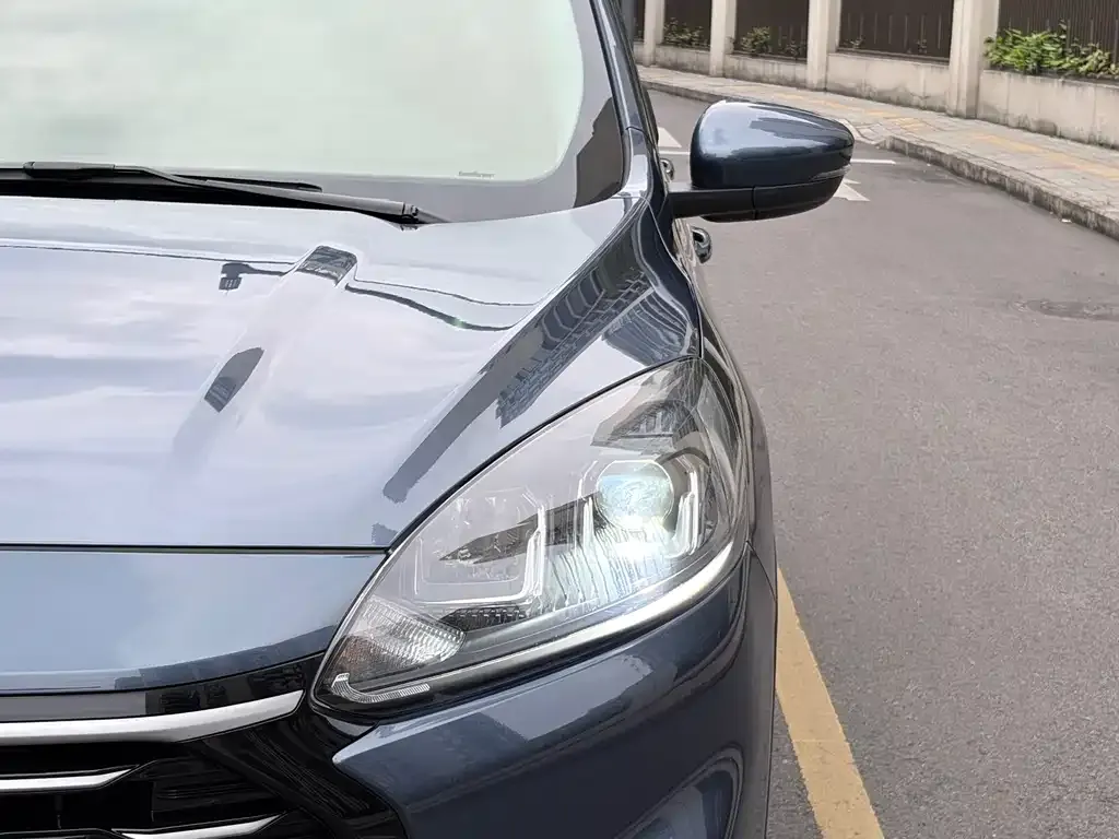 Ford Escape 2022 из CN, фото 3