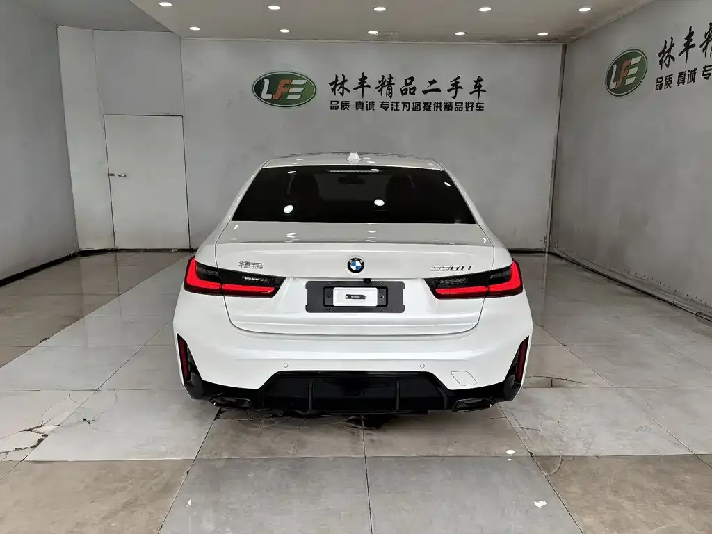 BMW 3 Series 2024 из CN, фото 10