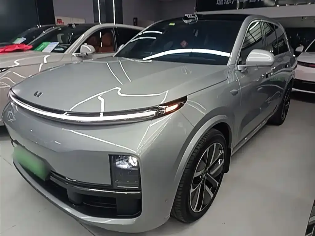 Li Auto L8 2022 из CN, фото 1