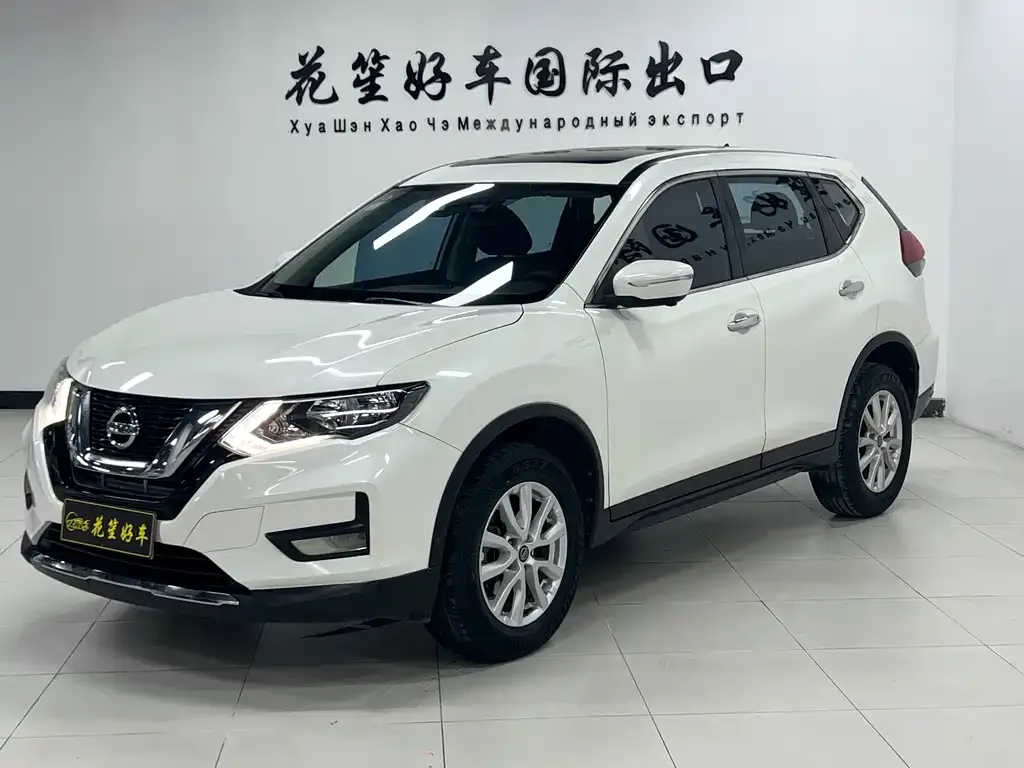 Nissan X-Trail 2022 из CN, фото 1