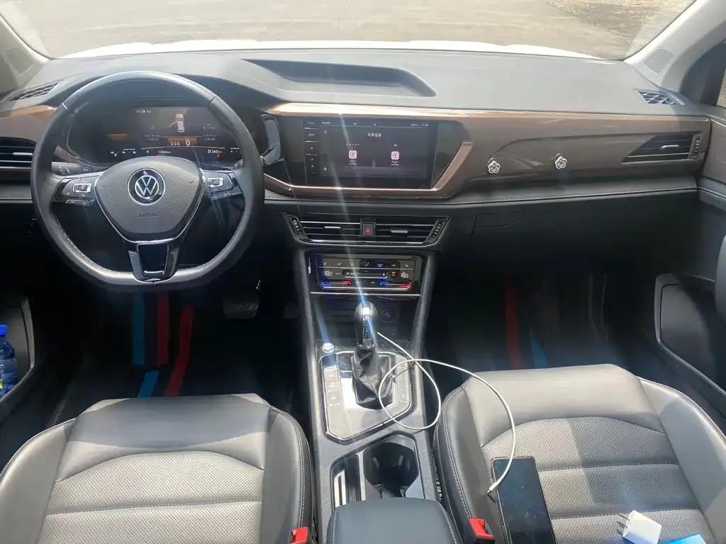 Volkswagen Tharu 2022 из CN, фото 7