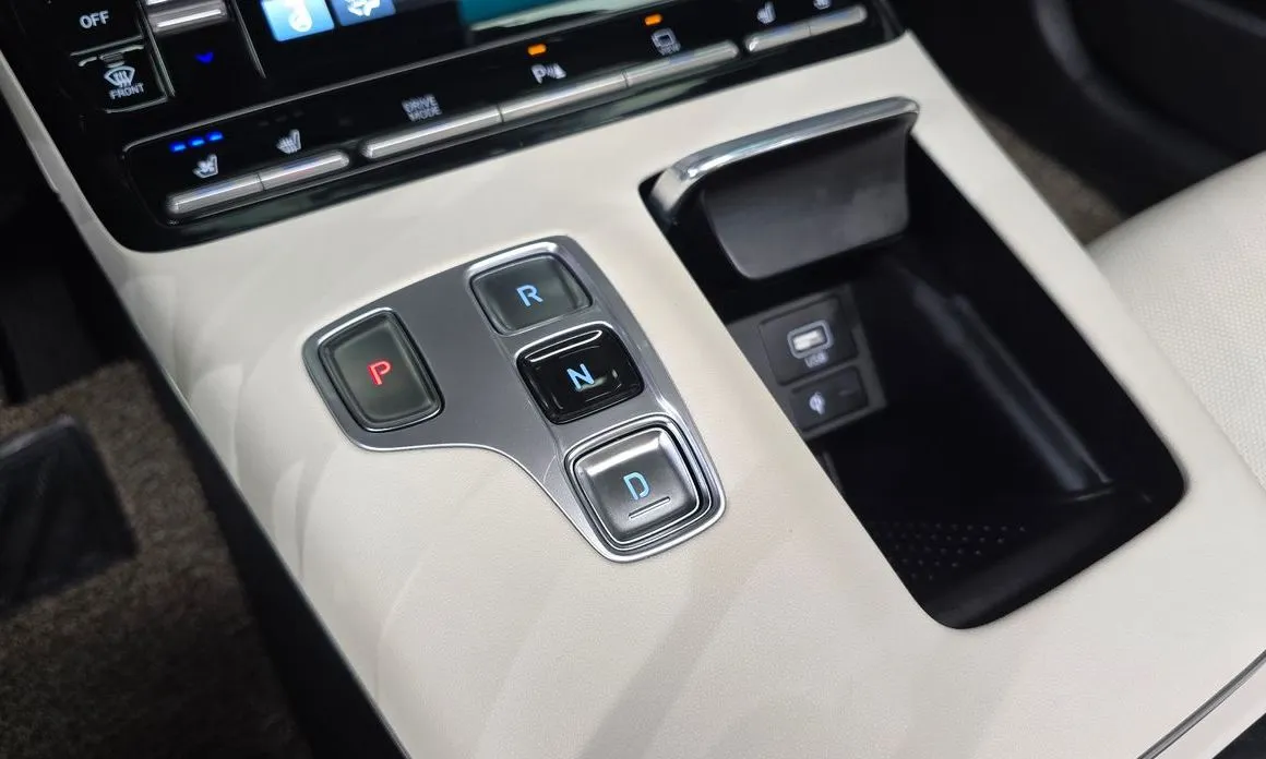 Hyundai Grandeur 2022 из KR, фото 3