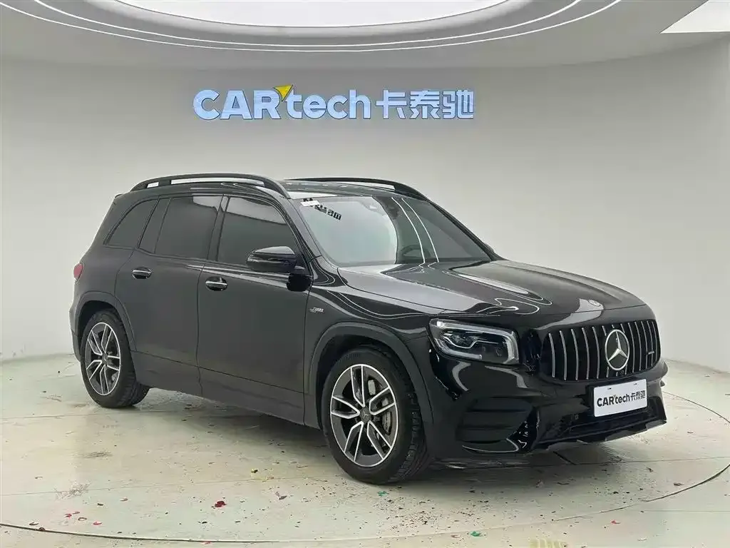 Mercedes-Benz GLB AMG — фото 4