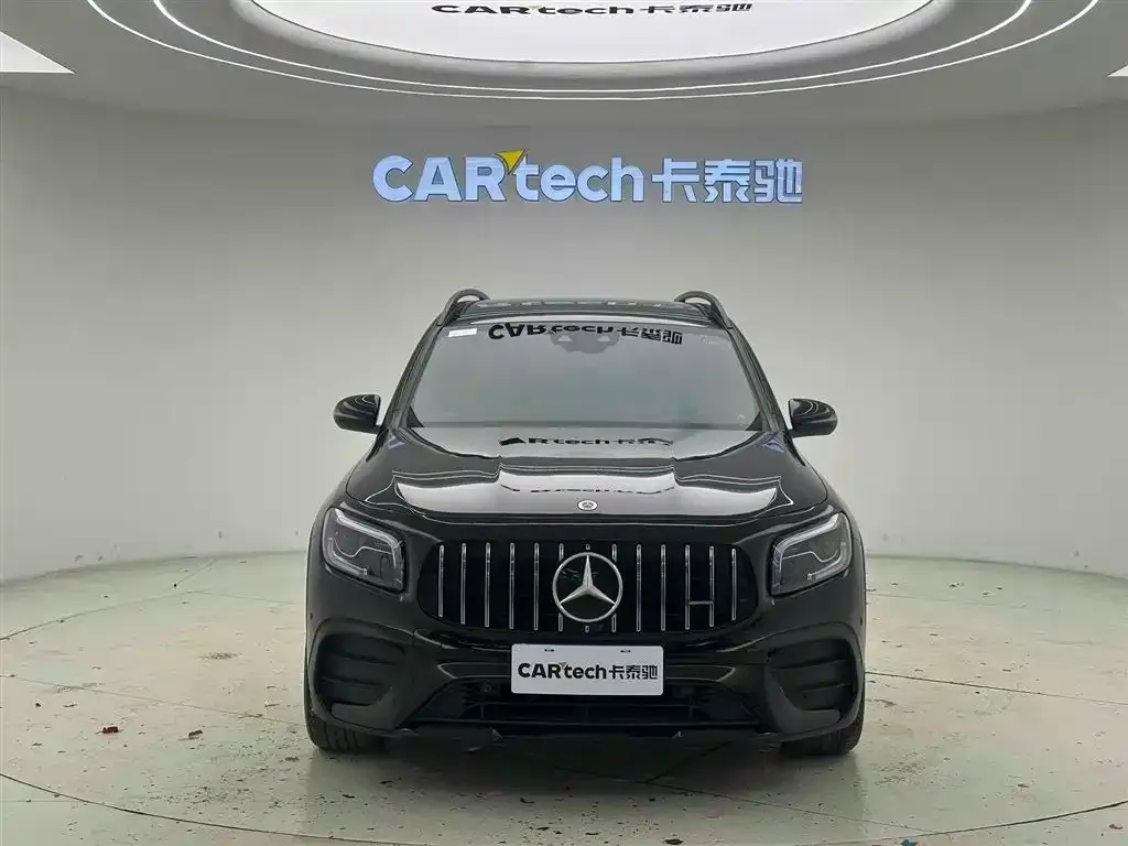 Mercedes-Benz GLB AMG — фото 7