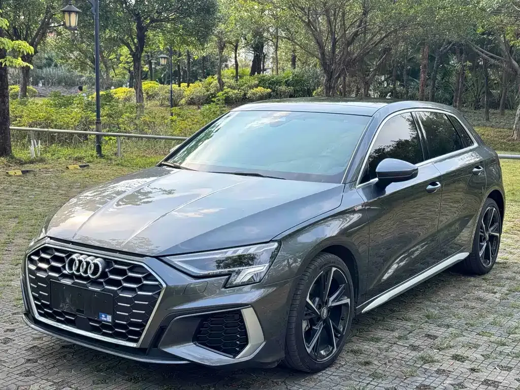 Audi A3 2022 из CN, фото 1