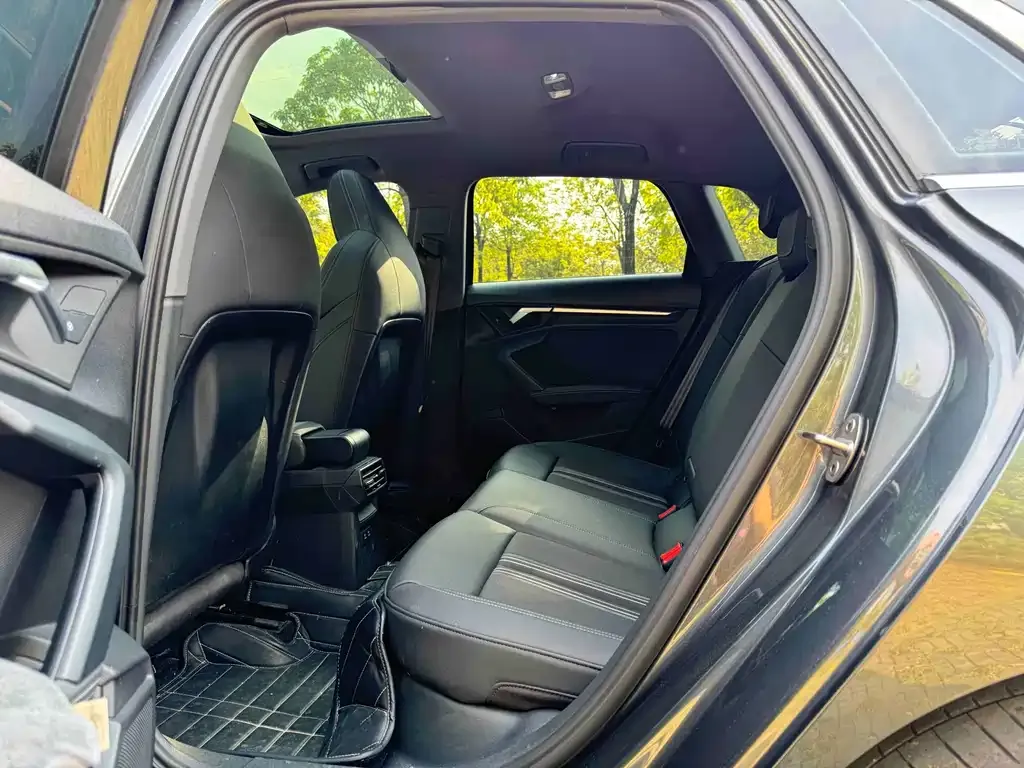 Audi A3 2022 из CN, фото 7
