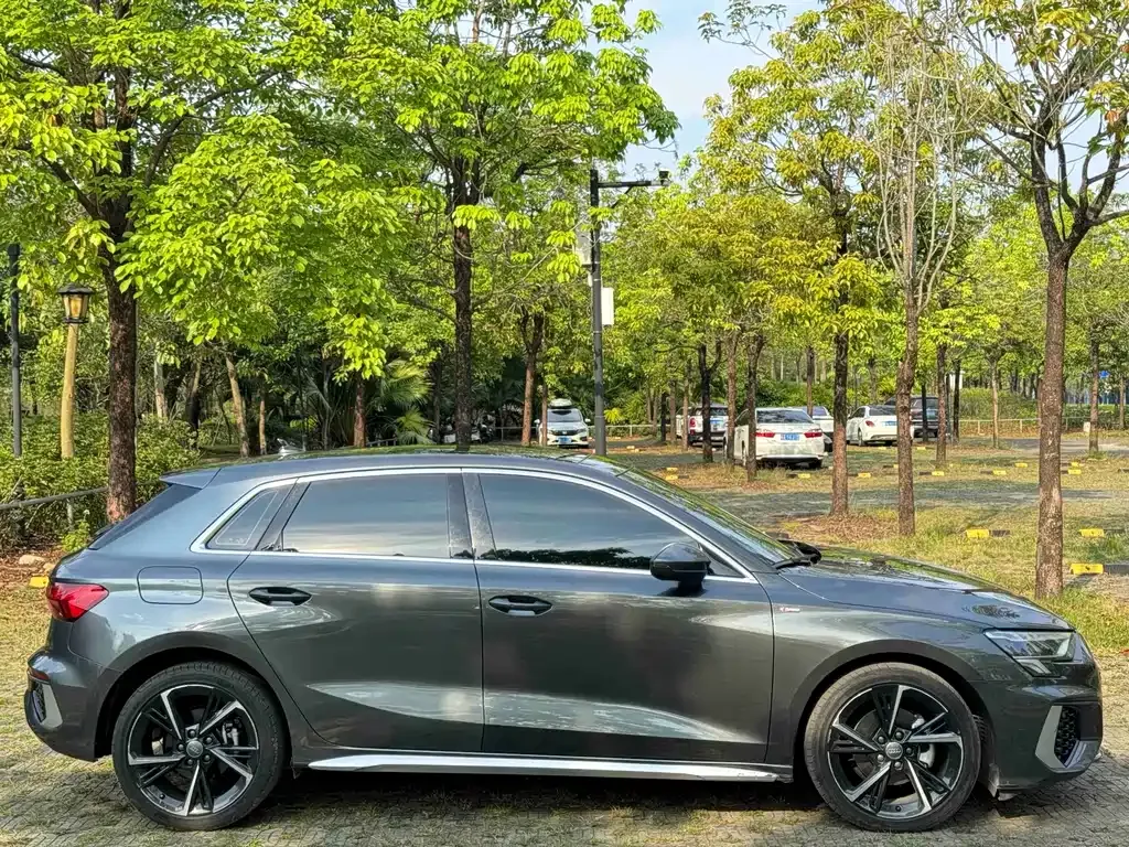 Audi A3 2022 из CN, фото 10