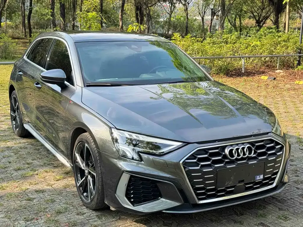 Audi A3 2022 из CN, фото 2
