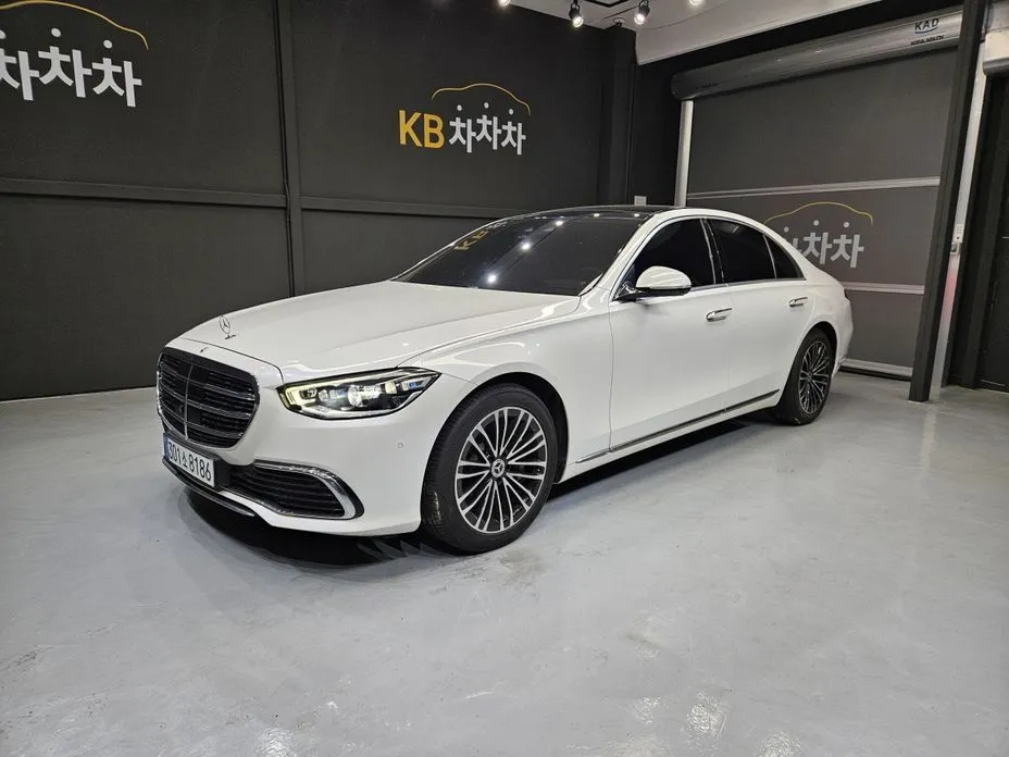 Mercedes-Benz S-Class — фото 1