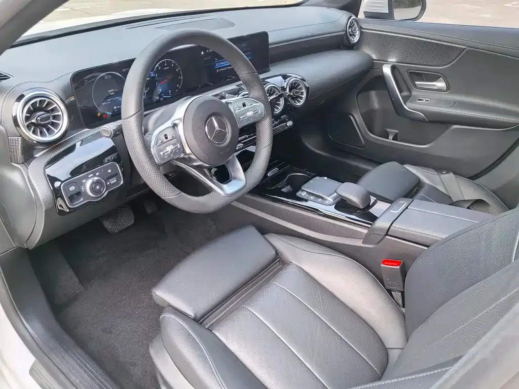 Mercedes-Benz A-Class 2022 из CN, фото 7