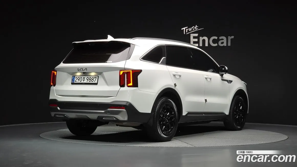 Kia Sorento — фото 5