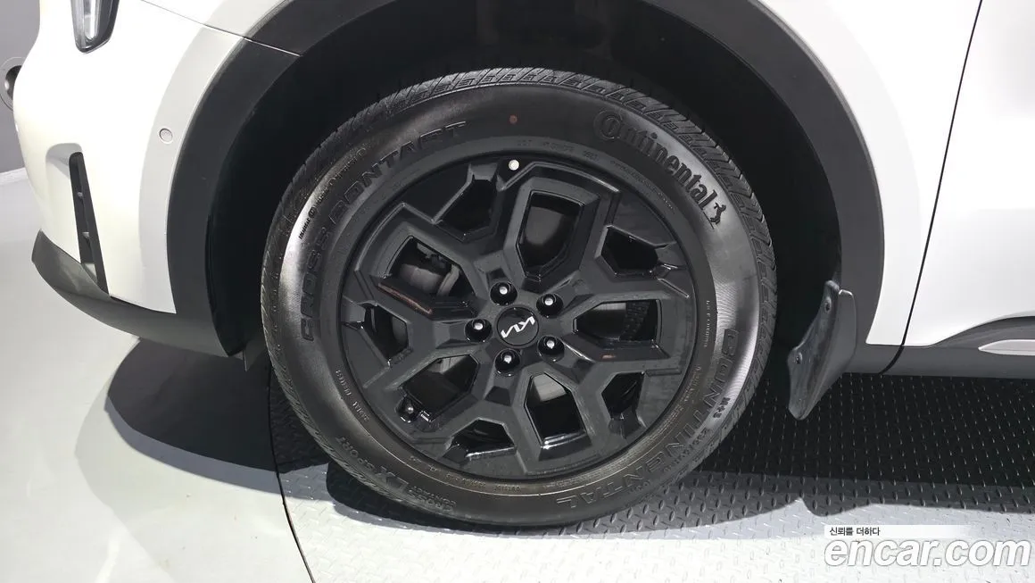 Kia Sorento — фото 6
