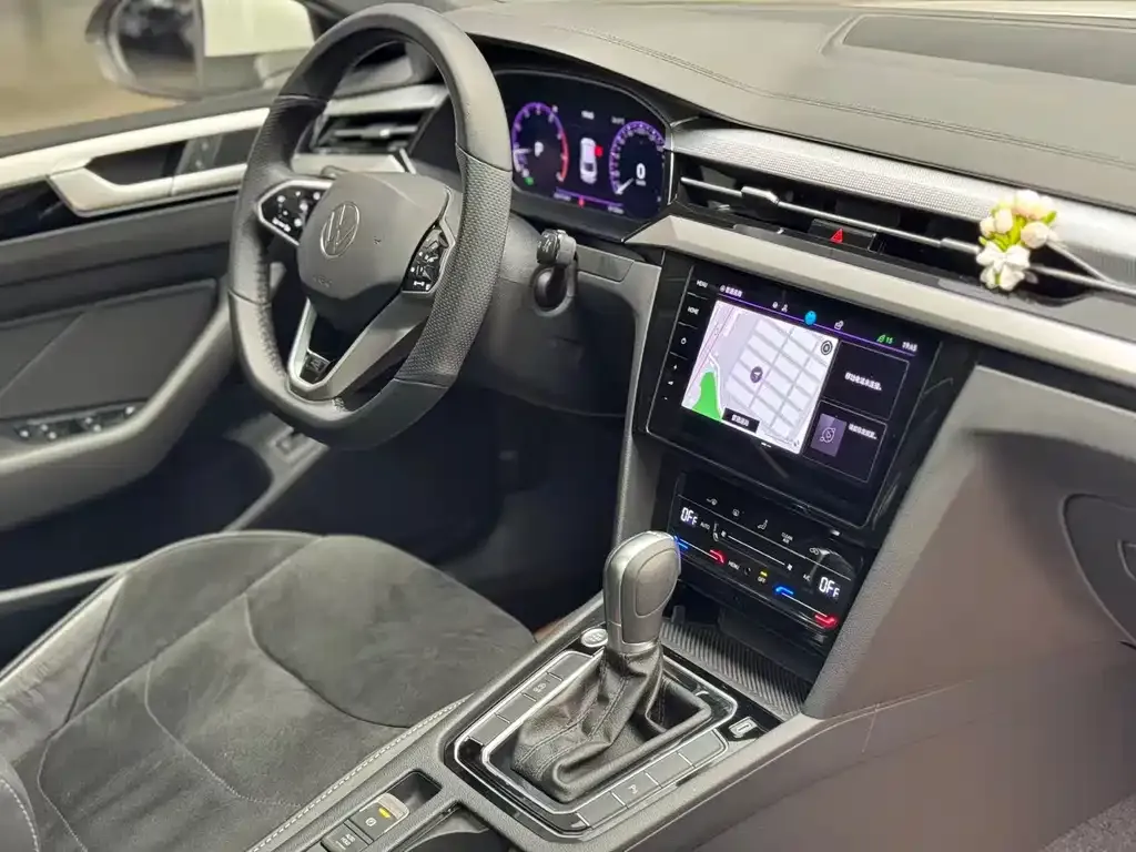 Volkswagen CC 2024 из CN, фото 6