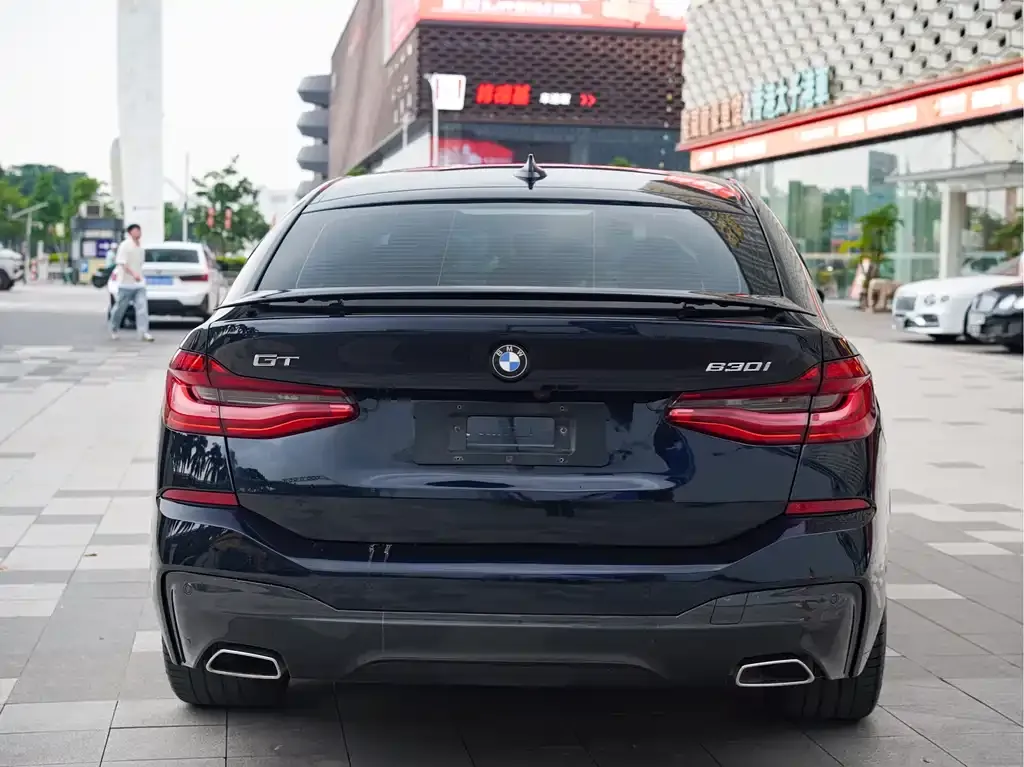BMW 6 Series GT — фото 10