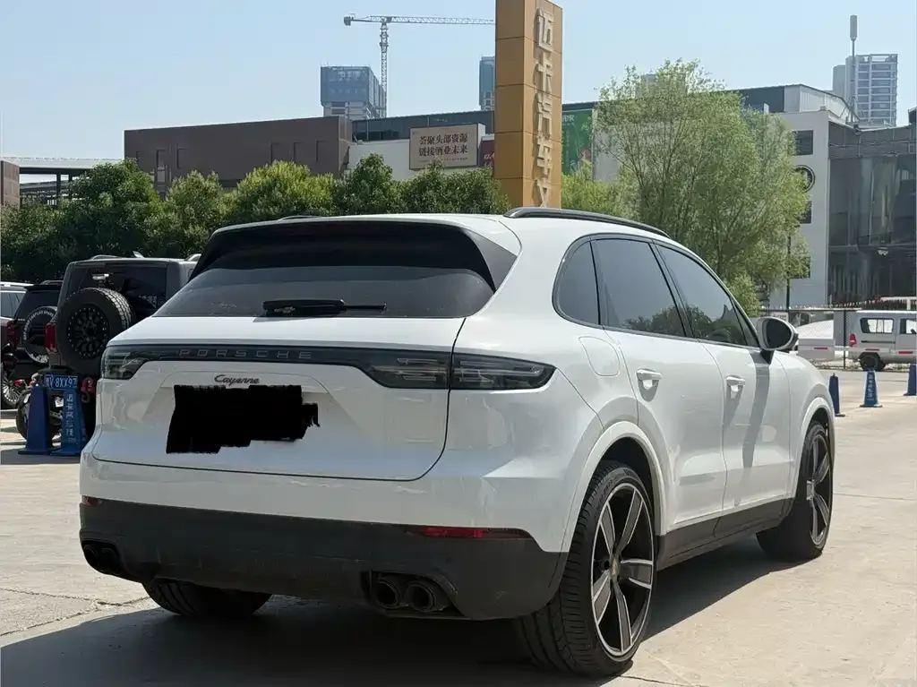 Porsche Cayenne 2023 из CN, фото 4